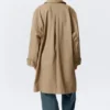 Abrigo tipo car coat holgado de botonadura sencilla – Dusty Mole Abrigo tipo car coat holgado de botonadura sencilla – Dusty Mole