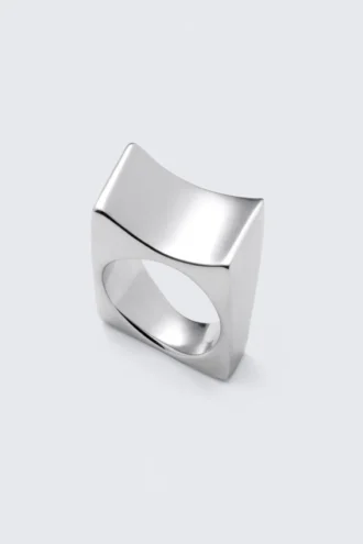 Anillo asimétrico de acero inoxidable – Plata
