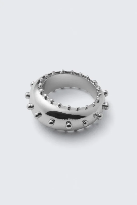 Anillo con puntos – Plata Anillo con puntos – Plata