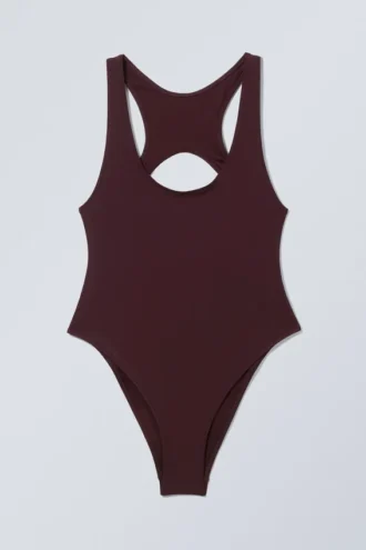 Bañador deportivo con espalda nadadora – Granate oscuro