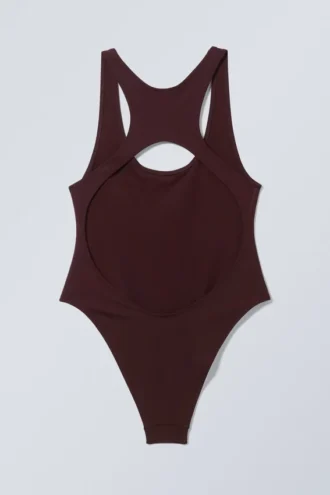 Bañador deportivo con espalda nadadora – Granate oscuro