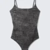 Bañador estampado con cuello cuadrado – Gris oscuro – Estampado de cocodrilo