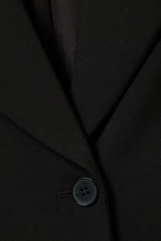 Blazer entallado de botonadura sencilla – Negro