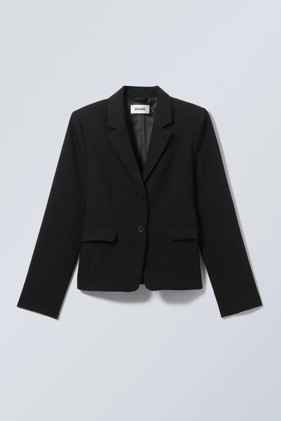 Blazer entallado Esma – Negro Blazer entallado Esma – Negro