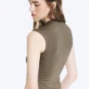 Blusa con botones de perla – Gris polvoriento