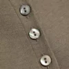 Blusa con botones de perla – Gris polvoriento