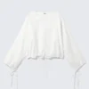 Blusa de manga larga con detalle de cordón – Blanco Blusa de manga larga con detalle de cordón – Blanco