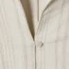 Blusa entallada con textura – Beige claro Blusa entallada con textura – Beige claro