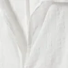 Blusa entallada con textura – Blanca Blusa entallada con textura – Blanca