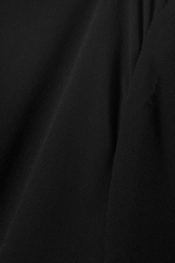 Blusa transparente asimétrica de manga larga – Negro Blusa transparente asimétrica de manga larga – Negro
