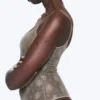 Body de encaje transparente con espalda baja – Gris empolvado transparente