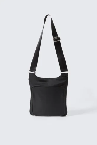 Bolso bandolera deportivo de nailon con ribete – Negro