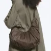 Bolso bandolera fruncido – Marrón oscuro