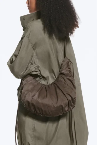 Bolso bandolera fruncido – Marrón oscuro