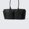 Bolso bandolera mediano con bolsillos – Negro