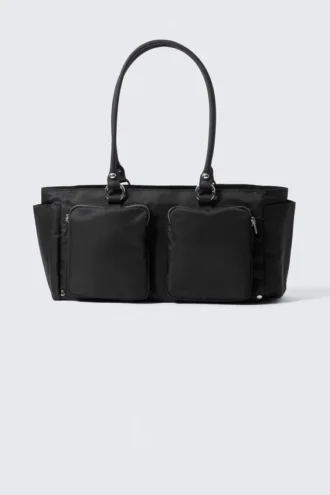 Bolso bandolera mediano con bolsillos – Negro