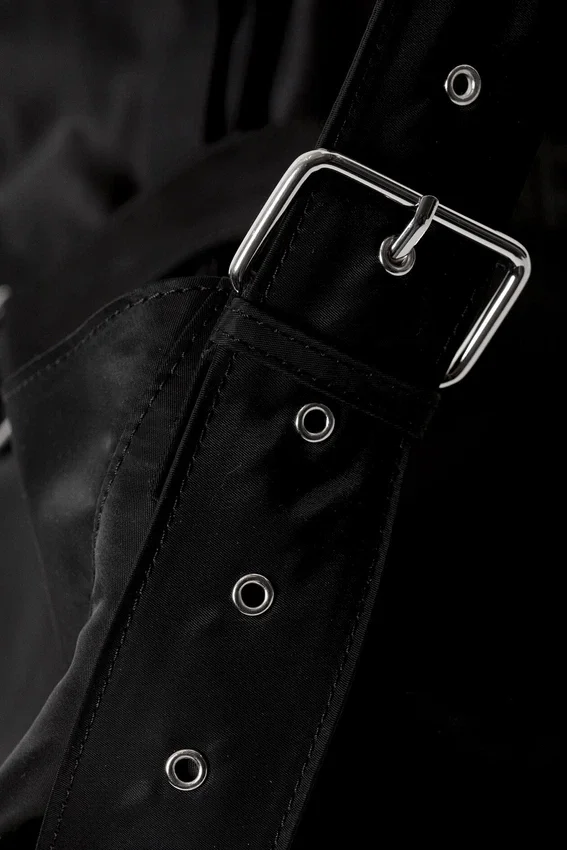 Bolso bandolera mediano con cierre y forma holgada – Negro Bolso bandolera mediano con cierre y forma holgada – Negro