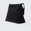 Bolso bandolera mediano con cremallera – Negro