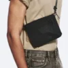 Bolso bandolera mini utilitario – Negro Bolso bandolera mini utilitario – Negro