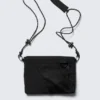 Bolso bandolera mini utilitario – Negro Bolso bandolera mini utilitario – Negro