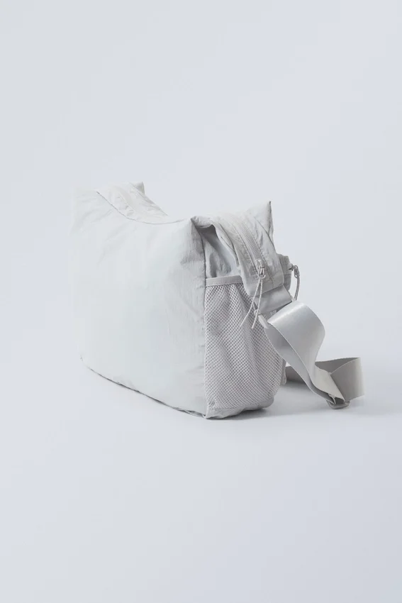 Bolso bandolera Pocket – Gris claro empolvado Bolso bandolera Pocket – Gris claro empolvado