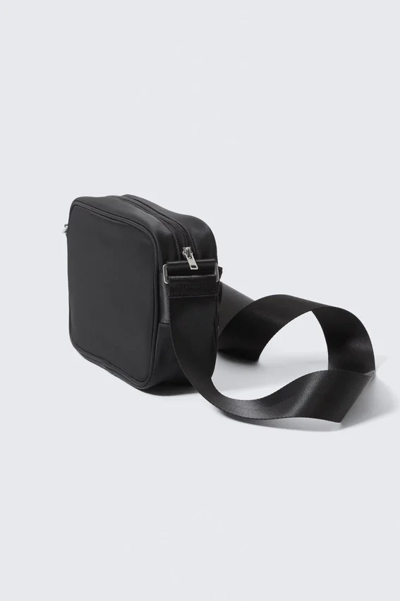 Bolso bandolera unisex compacto – Negro Bolso bandolera unisex compacto – Negro