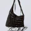 Bolso con múltiples cremalleras de denim lavado – Negro Bolso con múltiples cremalleras de denim lavado – Negro