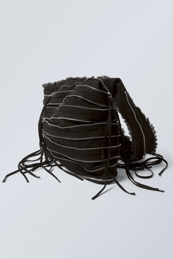 Bolso con múltiples cremalleras de denim lavado – Negro Bolso con múltiples cremalleras de denim lavado – Negro