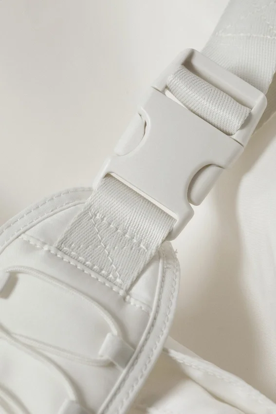 Bolso de hombro con cordón – Blanco Bolso de hombro con cordón – Blanco