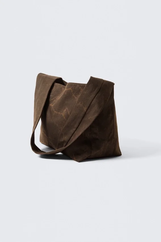 Bolso de hombro de lona suave – Marrón oscuro Bolso de hombro de lona suave – Marrón oscuro