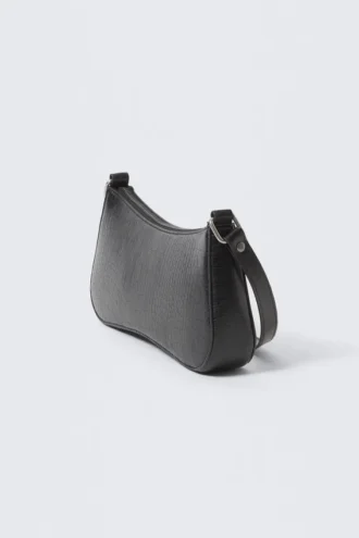 Bolso de hombro de piel sintética con tachuelas – Negro