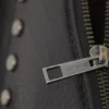 Bolso de hombro de piel sintética con tachuelas – Negro