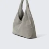 Bolso de hombro holgado de imitación de piel – Gris polvoriento