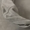 Bolso de hombro holgado de imitación de piel – Gris polvoriento