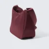 Bolso de hombro mediano de sarga de nailon – Rojo oscuro Bolso de hombro mediano de sarga de nailon – Rojo oscuro