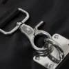 Bolso de hombro pequeño con cierre holgado – Negro Bolso de hombro pequeño con cierre holgado – Negro