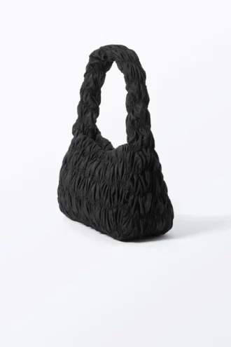 Bolso de hombro rectangular fruncido – Negro