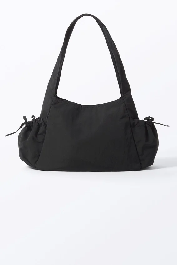 Bolso de hombro rectangular – Negro Bolso de hombro rectangular – Negro
