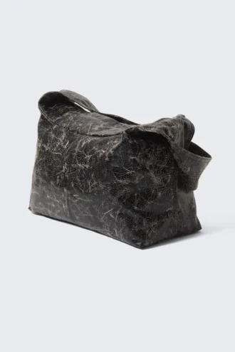 Bolso de hombro rectangular recubierto – Negro recubierto