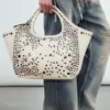 Bolso de lona con tachuelas – Dusty Light Mole Bolso de lona con tachuelas – Dusty Light Mole