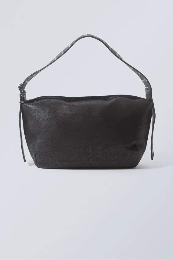 Bolso de mano con correa de ojales – Negro Bolso de mano con correa de ojales – Negro