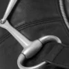 Bolso de mano de piel sintética con asa y hebilla – Negro