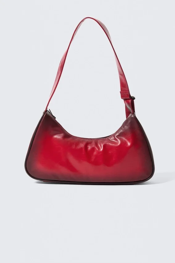 Bolso pequeño de imitación de piel – Rojo Bolso pequeño de imitación de piel – Rojo