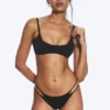 Braguita de bikini brasileña con capas – Negro Braguita de bikini brasileña con capas – Negro