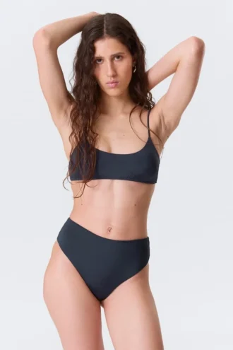 Braguita de bikini brasileña de talle alto – Azul oscuro