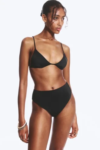 Braguita de bikini brasileña de talle alto – Negro