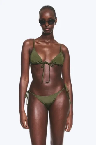 Braguita de bikini brasileña de talle medio con lazos – Verde oscuro – Brillante