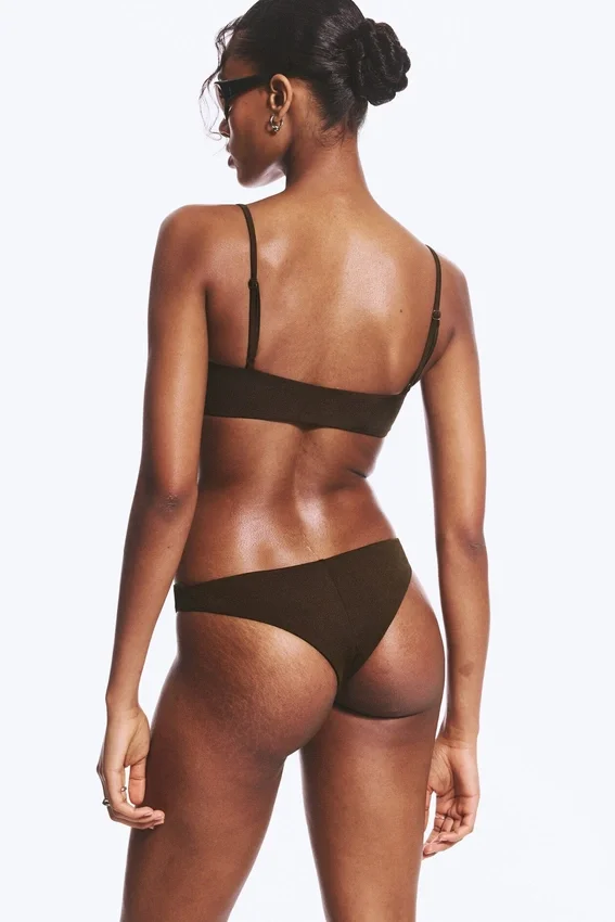 Braguita de bikini brasileña – Marrón oscuro Braguita de bikini brasileña – Marrón oscuro