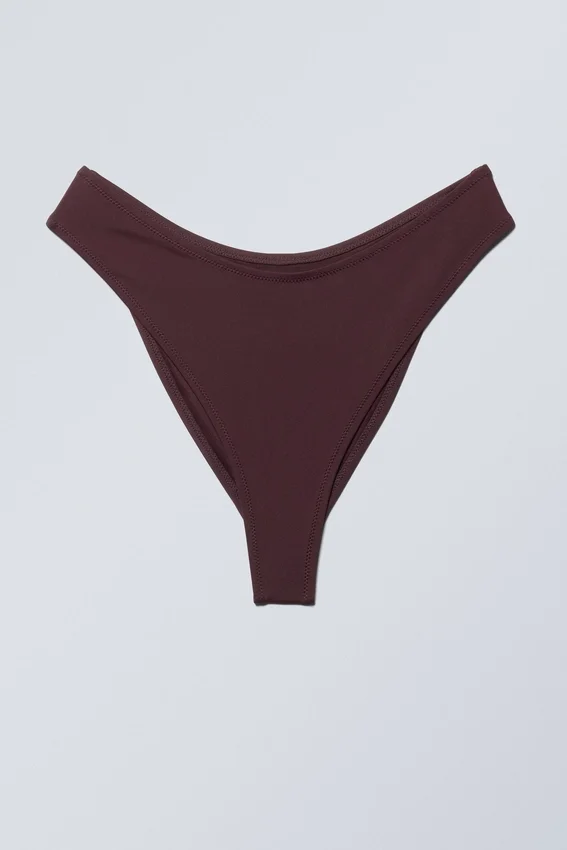 Braguita de bikini con corte redondeado – Granate oscuro Braguita de bikini con corte redondeado – Granate oscuro