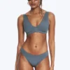 Braguita de bikini con escote redondeado – Azul medio apagado Braguita de bikini con escote redondeado – Azul medio apagado